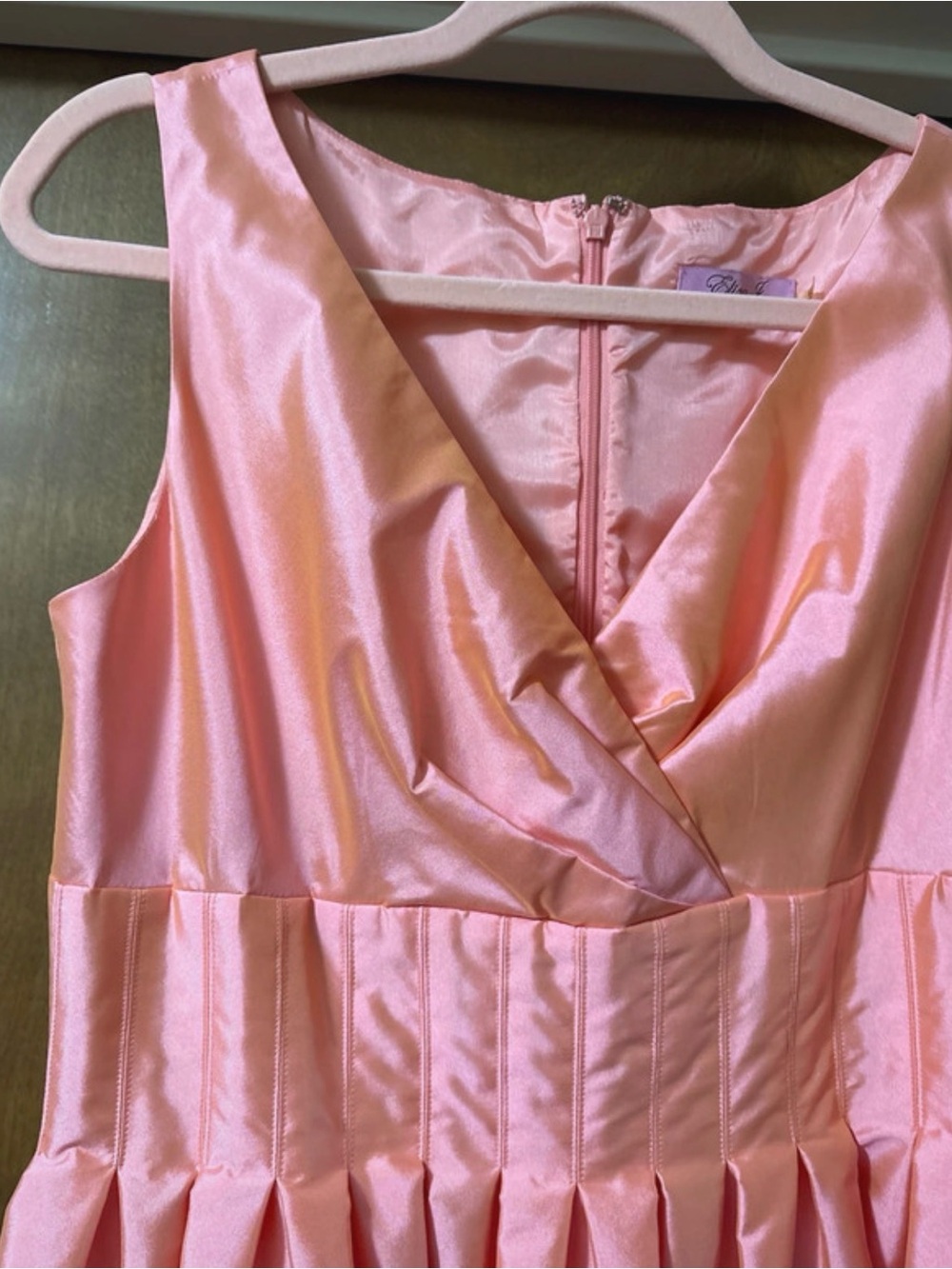 Eliza J Coral Pink Sleeveless Midi Dress with Pleated Waist - Picture 2 of 9